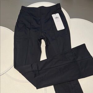 ALO Yoga Jet Black Leggings